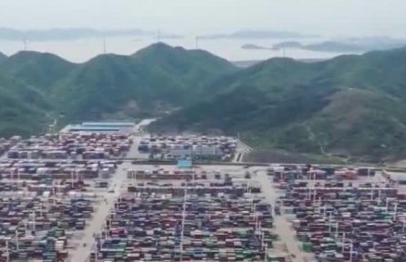 2021年我國外貿(mào)突破6萬億美元創(chuàng)新高