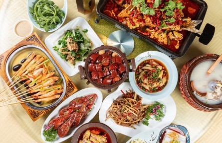 辟謠 | 春節(jié)吃得太油膩，這些食物能“刮油”解膩？來(lái)看真相