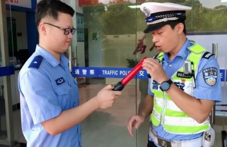 吃包子被查酒駕？交警帶你漲知識(shí)