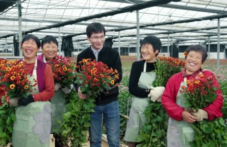 胡雪川：“花”樣經(jīng)濟別樣紅