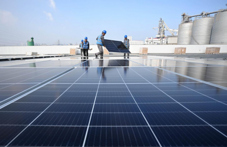 退役風(fēng)電、光伏設(shè)備循環(huán)利用 recycling of decommissioned wind-power and photovoltaic equipment