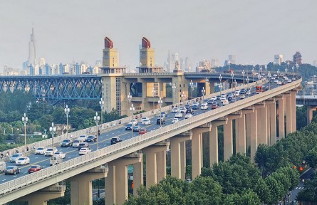 長江流域歷史上有哪些重要科技發(fā)明？