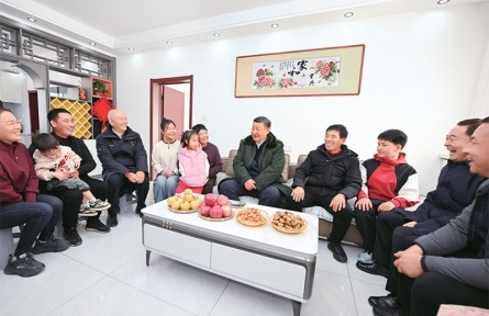 習近平：注重家庭，注重家教，注重家風