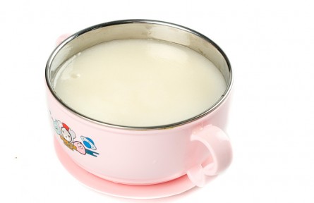 辟謠|米湯能代替母乳和配方粉？千萬別信！