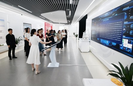 需求直通+資源對(duì)接，“科技咖啡館”為科技型初創(chuàng)企業(yè)搭起“朋友圈”
